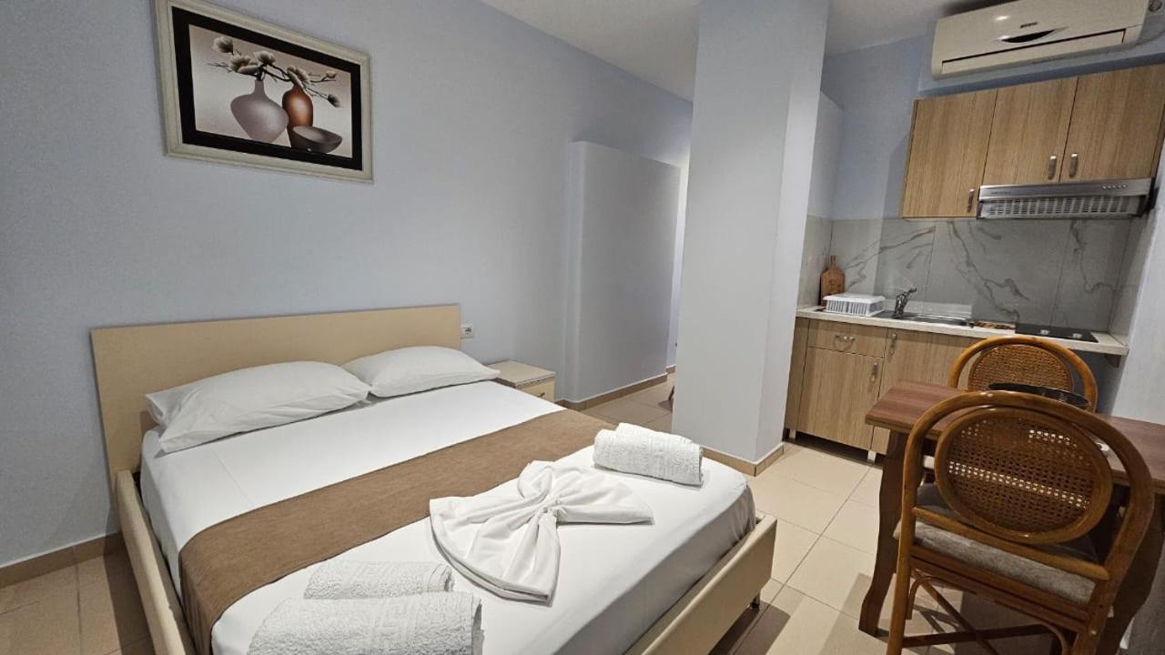 Arileo Hotell Himare Rum bild