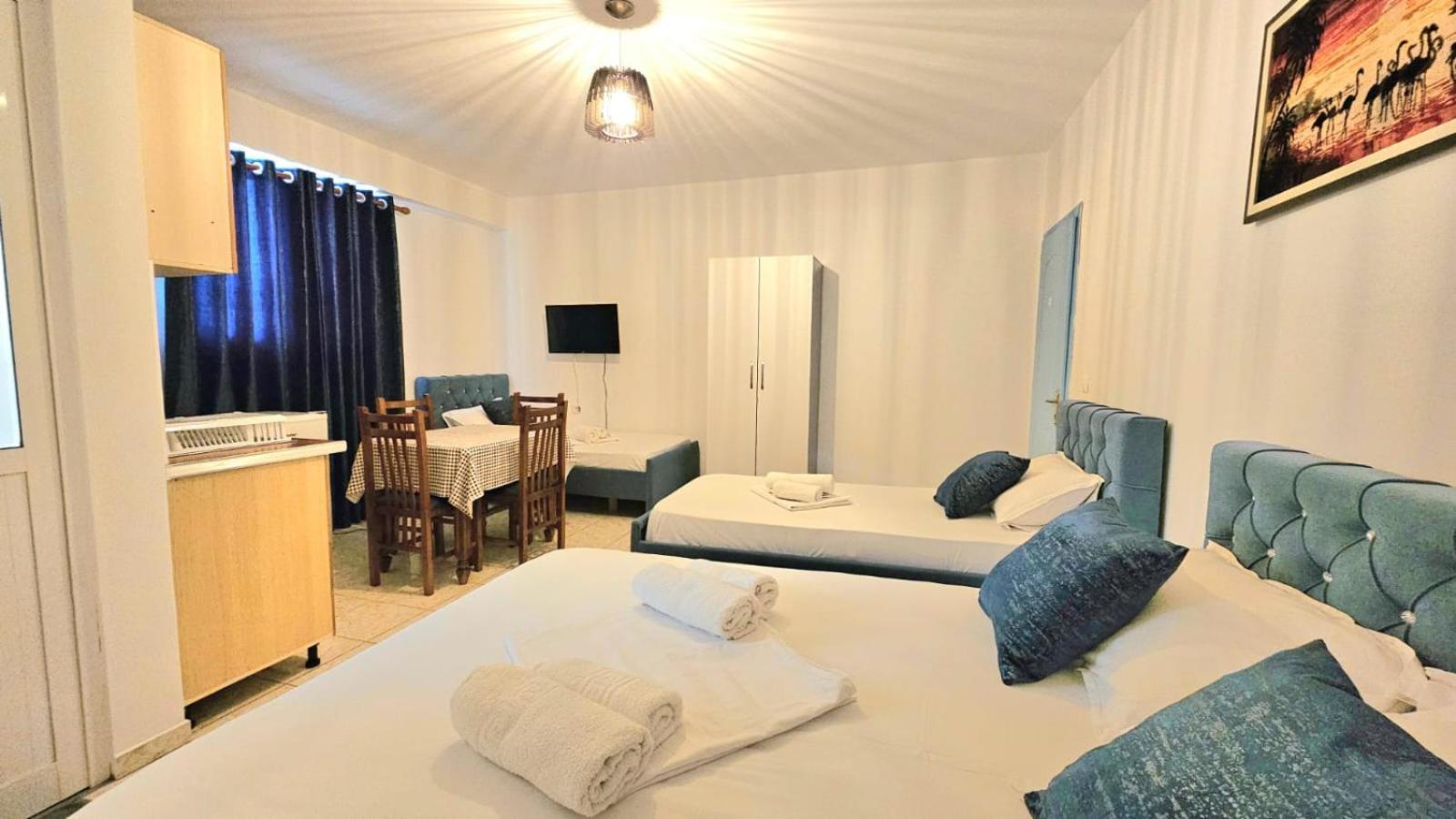 Arileo Hotell Himare Rum bild