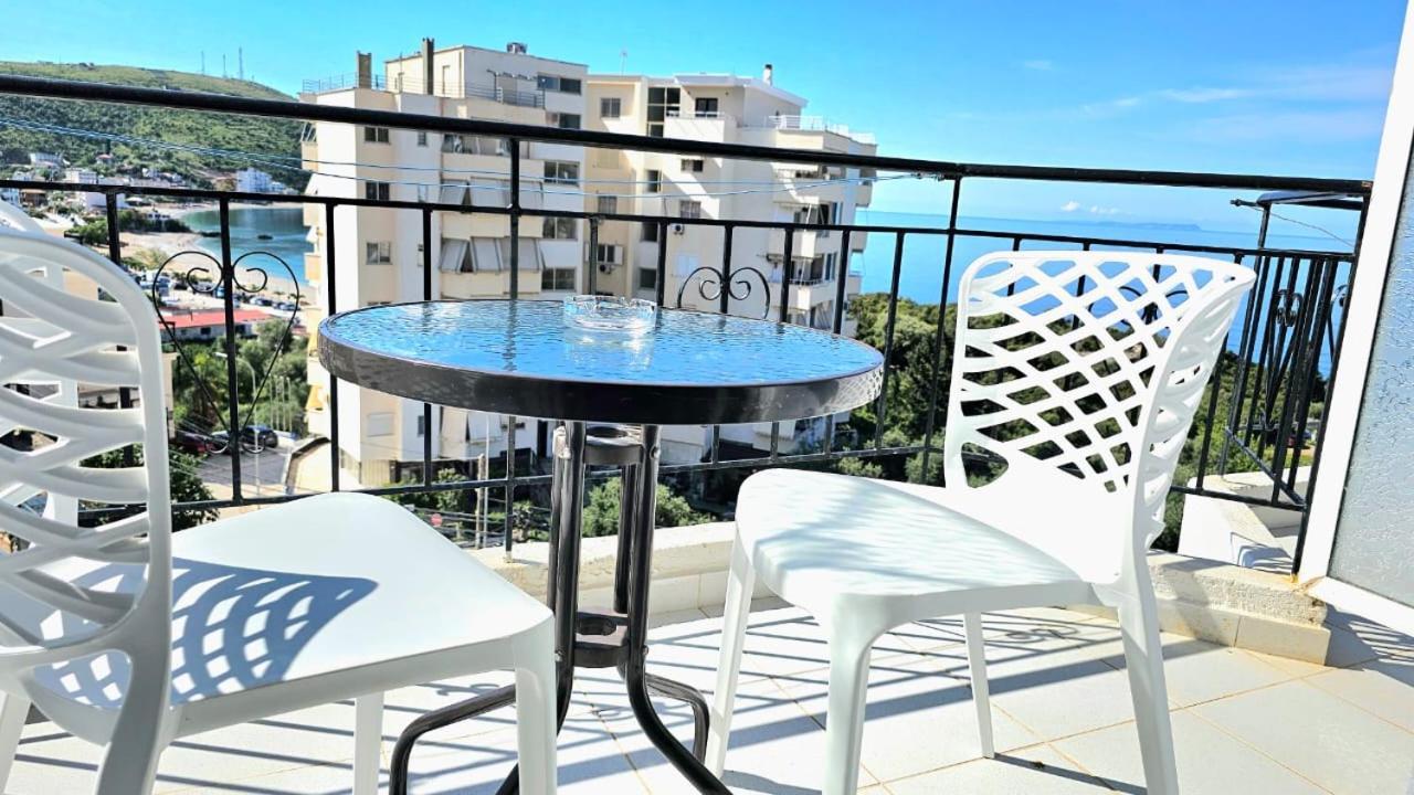 Arileo Hotell Himare Exteriör bild