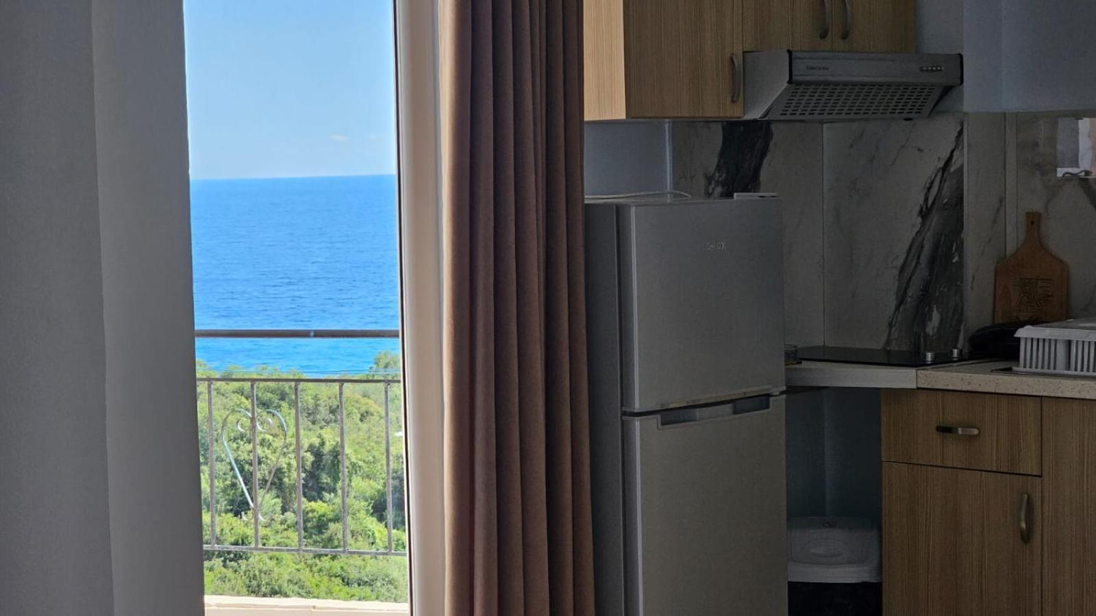 Arileo Hotell Himare Rum bild